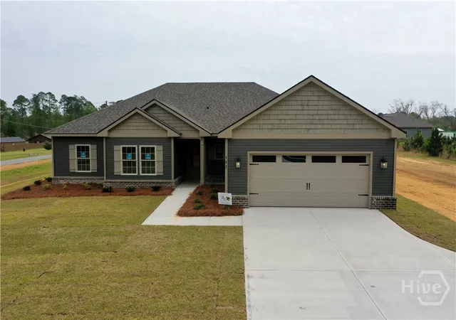 Homes for sale in Metter, GA | 982 Mccranie Dr, Metter, GA 30439 | MLS# SA348436