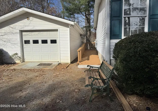 Photo 3 of Single family home for sale at 34 Towhee Ln, Murphy, NC 28906 | MLS# 100570122 | Listing updated on 2026-08-18