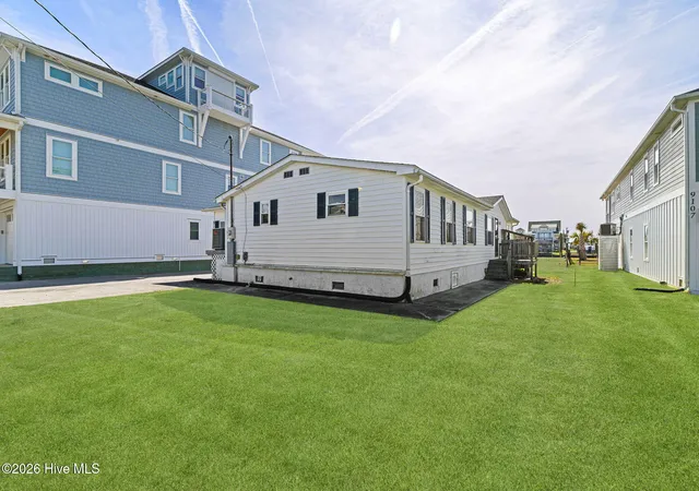 Homes for sale in Surf City, NC | 9105 W 9Th St, Surf City, NC 28445 | MLS# 100561406
