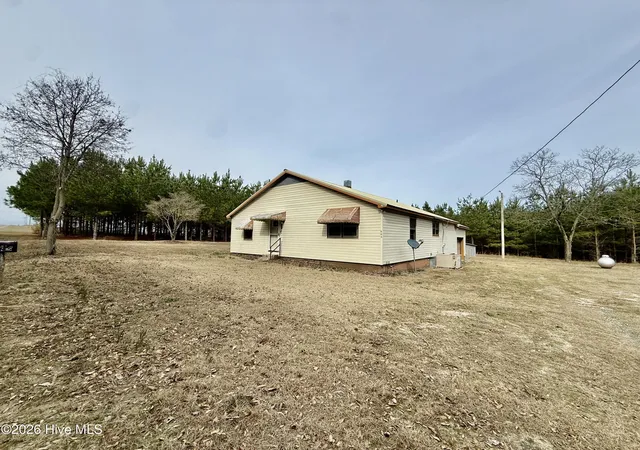Homes for sale in Ellerbe, NC | 240 Bennett Rd, Ellerbe, NC 28338 | MLS# 100556454