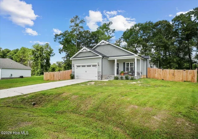 Photo 3 of Single family home for sale at 3090 Marion Hts Dr, Kinston, NC 28504 | MLS# 100595095 | Listing updated on 2026-08-28