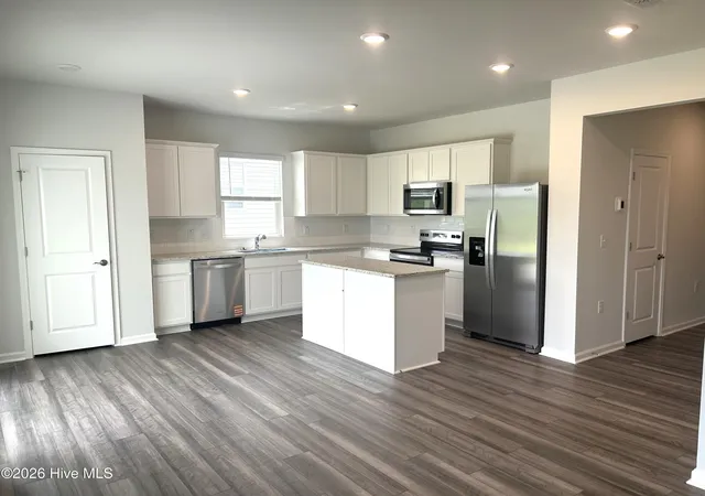 Photo 3 of Single family home for sale at 710 Tahoe Ridge Dr Se, Leland, NC 28451 | MLS# 100553878 | Listing updated on 2026-09-20