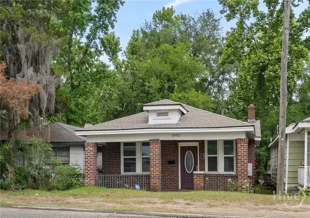 Homes for sale in Savannah, GA | 1002 W 52nd St, Savannah, GA 31405 | MLS# SA355127