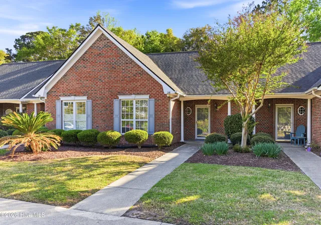 Photo 2 of Townhouse for sale at 1600 Sturdivant Dr #28, Wilmington, NC 28403 | MLS# 100565399 | Listing updated on 2026-08-18