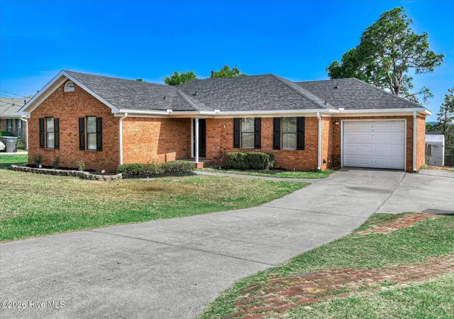 Photo 2 of Single family home for sale at 3207 Darwood Dr, Augusta, GA 30906 | MLS# 100581049 | Listing updated on 2026-08-18