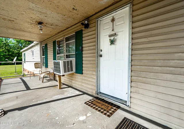 Homes for sale in Bladenboro, NC | 134 Gowens Rd, Bladenboro, NC 28320 | MLS# 100571601