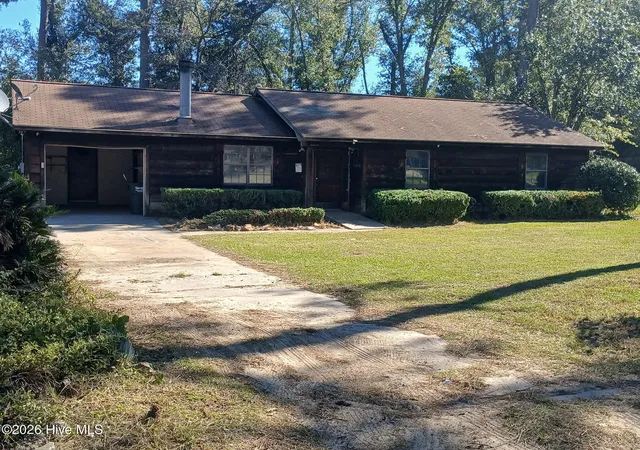 Photo 1 of Single family home for sale at 156 N Jefferson St Ext, Lyons, GA 30436 | MLS# 100610987 | Listing updated on 2026-10-30