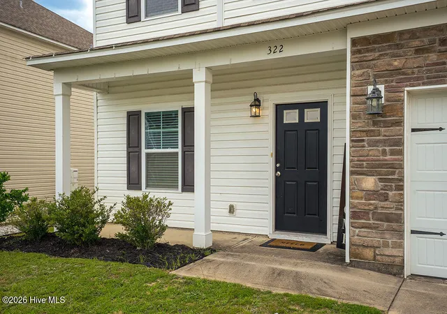 Photo 3 of Single family home for sale at 322 Anmore Ct, Aiken, SC 29801 | MLS# 100585300 | Listing updated on 2026-09-15