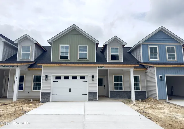 Photo 3 of Townhouse for sale at 479 Timbercrest Cir Se, Bolivia, NC 28422 | MLS# 100579540 | Listing updated on 2026-08-18
