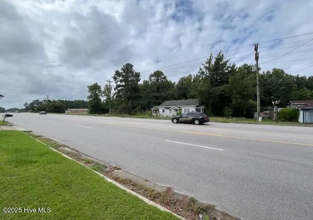 3rd image of 4275 Gum Branch Rd, Jacksonville, NC 28540 | MLS# 100523696