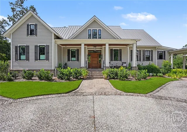 Photo 2 of Single family home for sale at 416 Spanish Moss Ln, Richmond Hill, GA 31324 | MLS# SA361116 | Listing updated on 2026-09-03