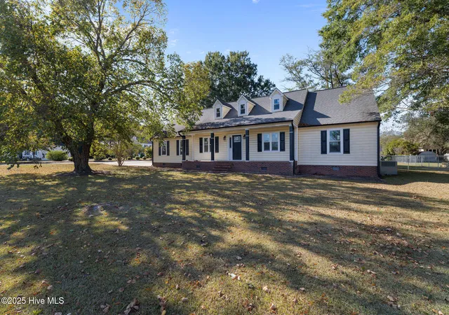 Photo 3 of Single family home for sale at 1847 N Nc 111 Hwy, Goldsboro, NC 27530 | MLS# 100536802 | Listing updated on 2026-09-02