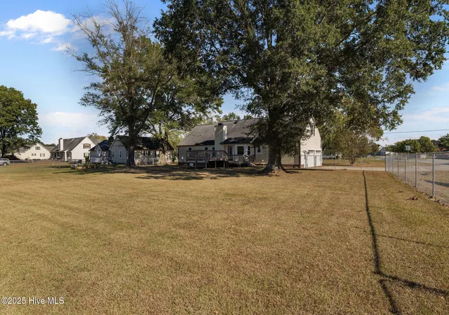 Photo 4 of Single family home for sale at 1847 N Nc 111 Hwy, Goldsboro, NC 27530 | MLS# 100536802 | Listing updated on 2026-09-02