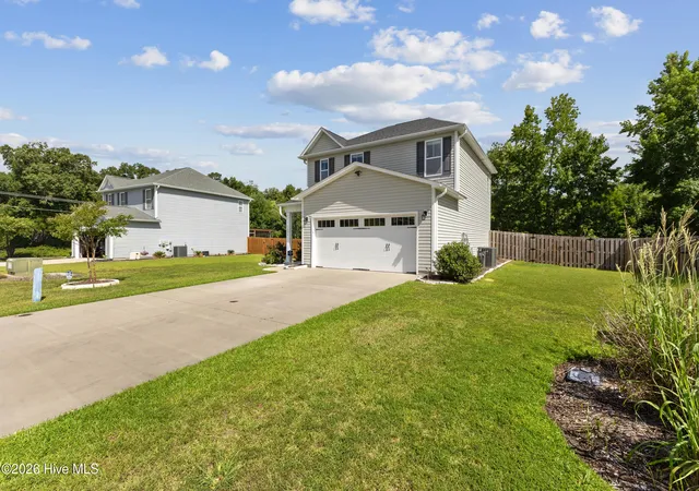 3rd image of 554 Avendale Dr, Rocky Point, NC 28457 | MLS# 100583925