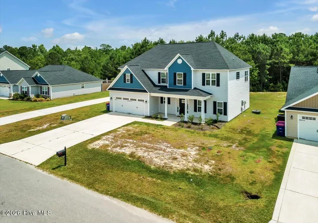 Photo 3 of Single family home for sale at 508 Black Pearl Cir, Jacksonville, NC 28546 | MLS# 100581635 | Listing updated on 2026-10-05