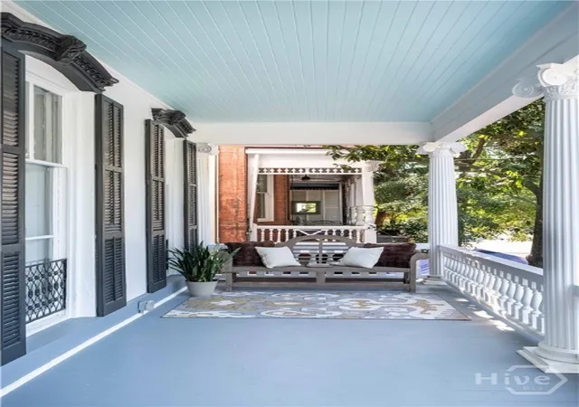 Photo 3 of Single family home for sale at 314 E Huntingdon St, Savannah, GA 31401 | MLS# SA362682 | Listing updated on 2026-09-09