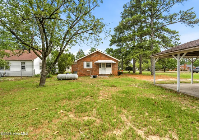 Homes for sale in Hamlet, NC | 906 Rice St, Hamlet, NC 28345 | MLS# 100586829