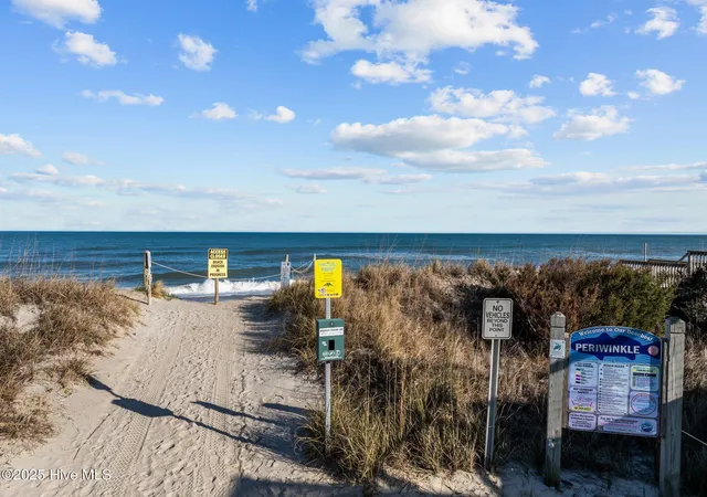 2nd image of 1412 Canal Dr, Carolina Beach, NC 28428