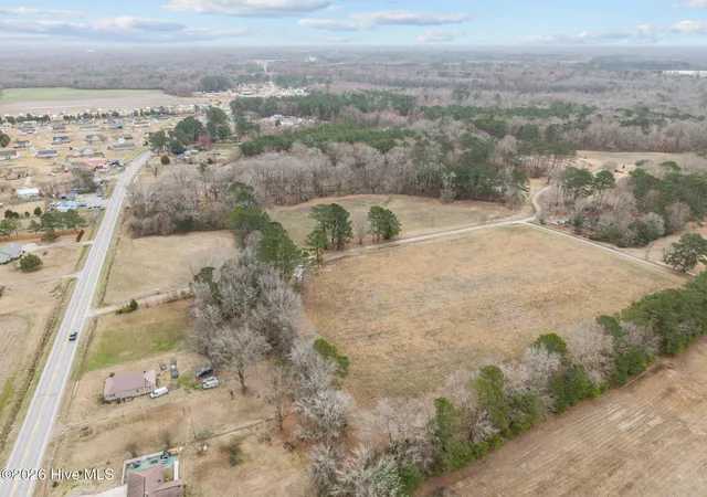 4th image of 679 V A Merritt Ln, Grimesland, NC 27837 | MLS# 100570751