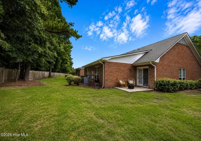 Photo 3 of Townhouse for sale at 1600 Sturdivant Dr #54, Wilmington, NC 28403 | MLS# 100594839 | Listing updated on 2026-08-30