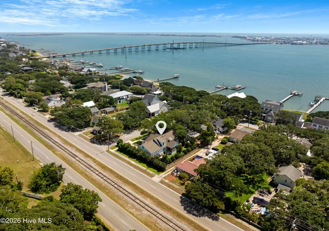 Single family home for sale at 100 S 27Th St, Morehead City, NC 28557 | MLS# 100599557