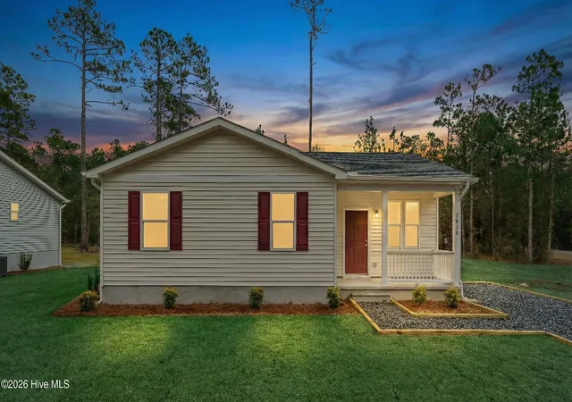 Homes for sale in Southport, NC | 1810 Raeford Rd, Southport, NC 28461 | MLS# 100523338