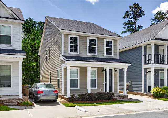 Homes for sale in Richmond Hill, GA | 32 Grove Park Dr, Richmond Hill, GA 31324 | MLS# SA359703