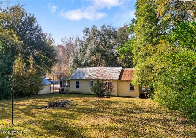 Homes for sale in Rockingham, NC | 371 Airport Rd, Rockingham, NC 28379 | MLS# 100542846