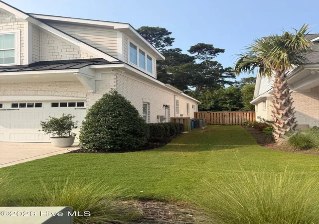 Photo 3 of Single family home for sale at 4515 Auriana Way, Wilmington, NC 28409 | MLS# 100590129 | Listing updated on 2026-09-14
