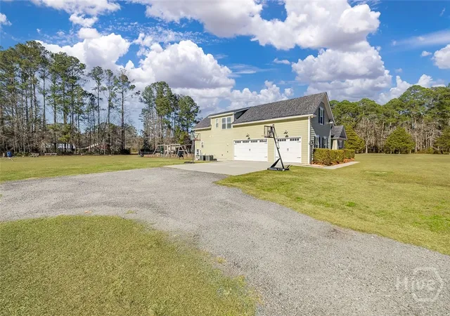 3rd image of 536 Zettler Loop, Guyton, GA 31312 | MLS# SA349831
