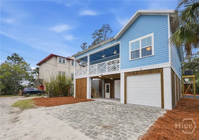Homes for sale in Tybee Island, GA | 3 Hodges St, Tybee Island, GA 31328 | MLS# SA352108