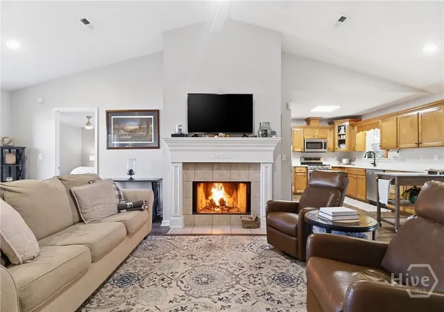 Photo 4 of Single family home for sale at 326 Lake Shore Dr, Midway, GA 31320 | MLS# SA347396 | Listing updated on 2026-10-14