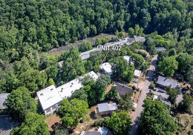 Homes for sale in Athens, GA | 585 White Cir #402, Athens, GA 30605 | MLS# CL354982