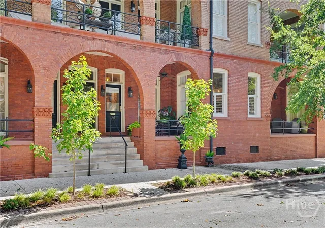 Photo 2 of Condo for sale at 316 E Charlton St, Savannah, GA 31401 | MLS# SA358100 | Listing updated on 2026-07-07