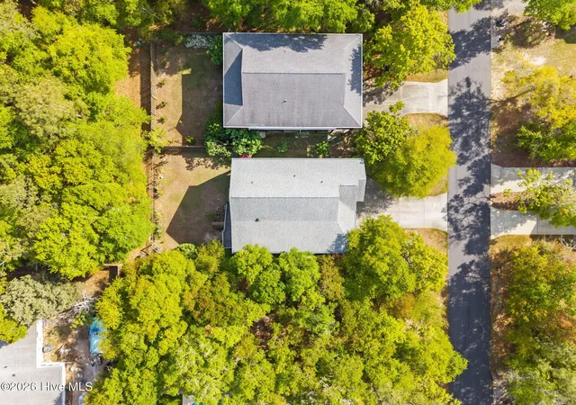 Homes for sale in Oak Island, NC | 116 Nw 2nd St, Oak Island, NC 28465 | MLS# 100566987