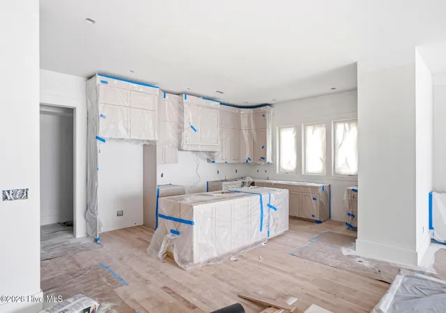 Photo 4 of Single family home for sale at 1132 S Seabreeze Rd, Wilmington, NC 28409 | MLS# 100570458 | Listing updated on 2026-08-18