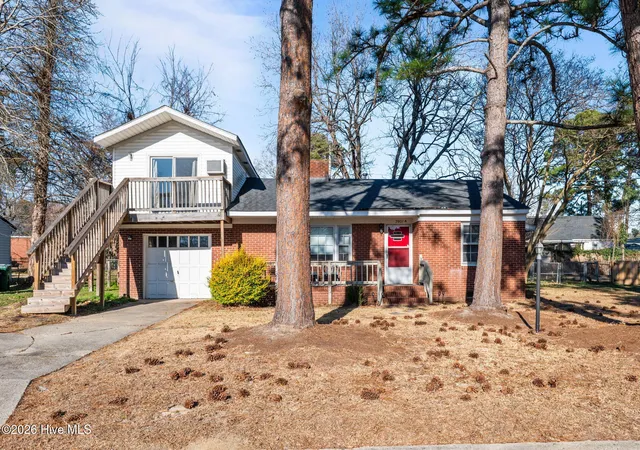 Photo 3 of Multi family home for sale at 2801 Jefferson Dr #A & B, Greenville, NC 27858 | MLS# 100550769 | Listing updated on 2026-10-04