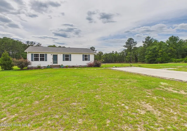 Homes for sale in Carthage, NC | 117 Fawnwood Pl, Carthage, NC 28327 | MLS# 100585491