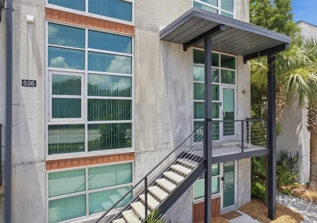 Homes for sale in Savannah, GA | 536 Selma St, Savannah, GA 31401