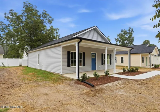 Photo 2 of Single family home for sale at 4274 Ellis Ave, Farmville, NC 27828 | MLS# 100593625 | Listing updated on 2026-09-15
