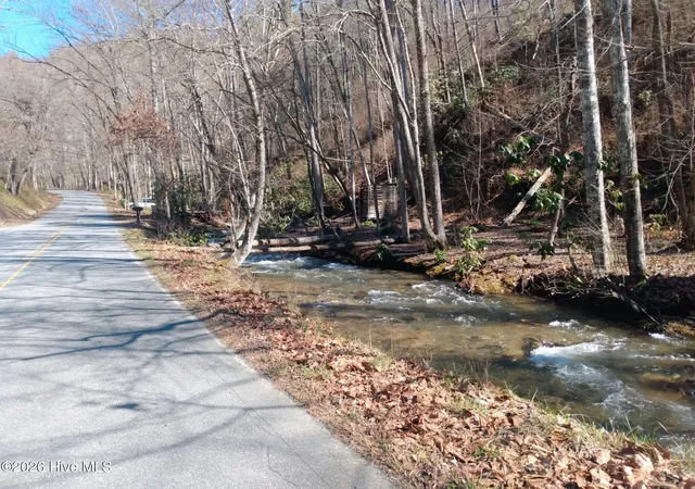 Photo 3 of Land for sale at 1412 Dicks Crk Rd, Whittier, NC 28789 | MLS# 100588312 | Listing updated on 2026-08-31