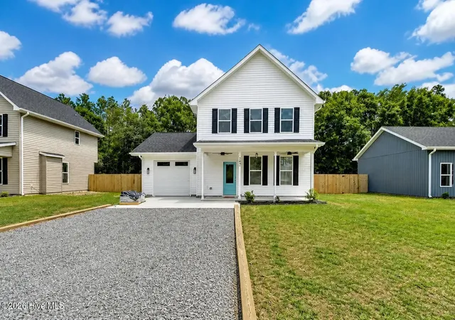 Photo 1 of Single family home for sale at 288 Charlestown Rd, Southport, NC 28461 | MLS# 100561461 | Listing updated on 2026-09-14