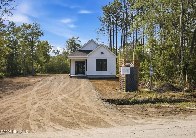 Homes for sale in Southport, NC | 361 Sunset Rd, Southport, NC 28461 | MLS# 100585046