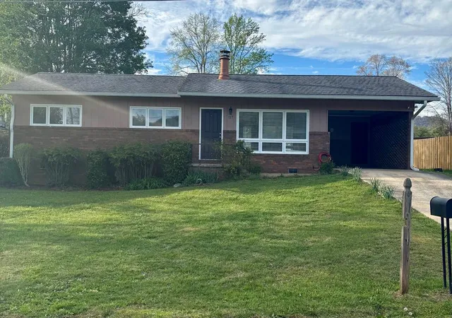 Photo 1 of Single family home for sale at 117 Mauney St, Murphy, NC 28906 | MLS# 98544155 | Listing updated on 2026-08-18