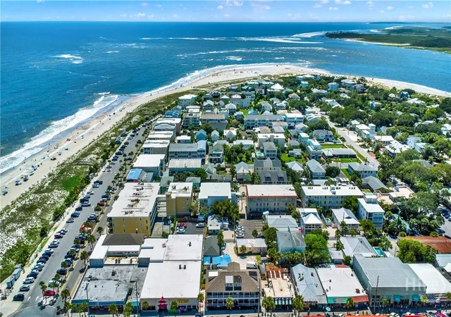Homes for sale in Tybee Island, GA | 8 Silver Avenue, Tybee Island, GA 31328 | Houzeo