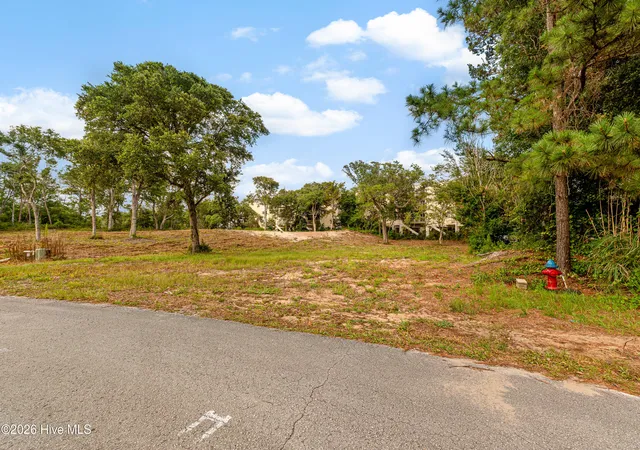 3rd image of 110 Sandpiper Ln, Indian Beach, NC 28512 | MLS# 100584248