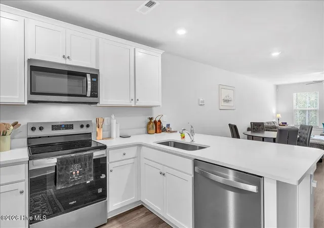 Photo 4 of Townhouse for sale at 7734 Pennycress Dr #Unit 662, Leland, NC 28451 | MLS# 100592807 | Listing updated on 2026-09-18