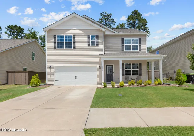 Photo 1 of Single family home for sale at 1013 Ella Bengel Dr, New Bern, NC 28562 | MLS# 100584003 | Listing updated on 2026-08-18