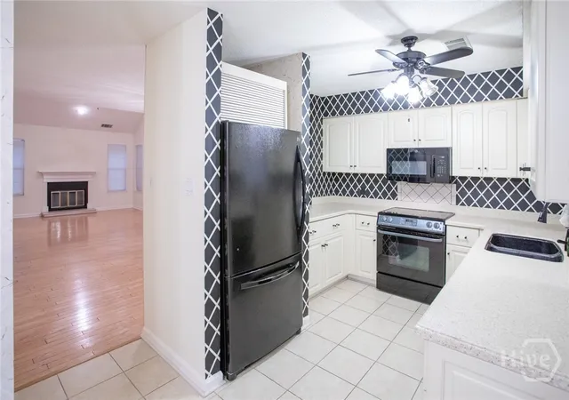Photo 3 of Townhouse for sale at 19 Hidden Lake Ct, Savannah, GA 31419 | MLS# SA362544 | Listing updated on 2026-08-28