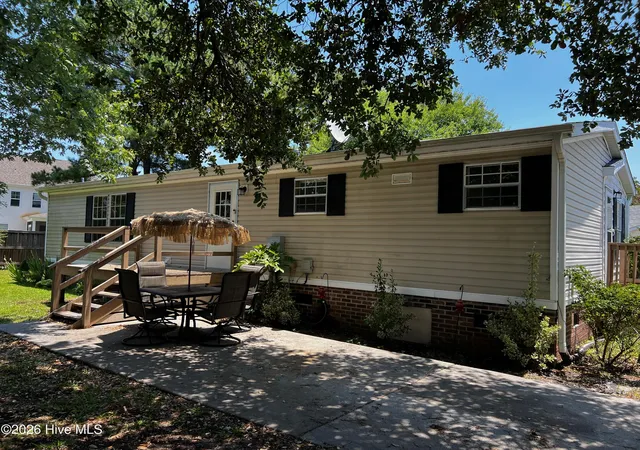Manufactured home for sale at 907 Kontiki Ct, Hampstead, NC 28443 | MLS# 100584551
